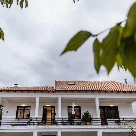 Fort D-Val Luxurious Apartment Angistron Exterior photo