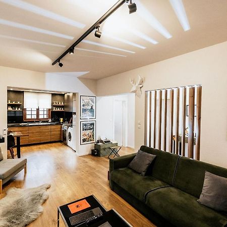 Fort D-Val Luxurious Apartment Angistron Exterior photo