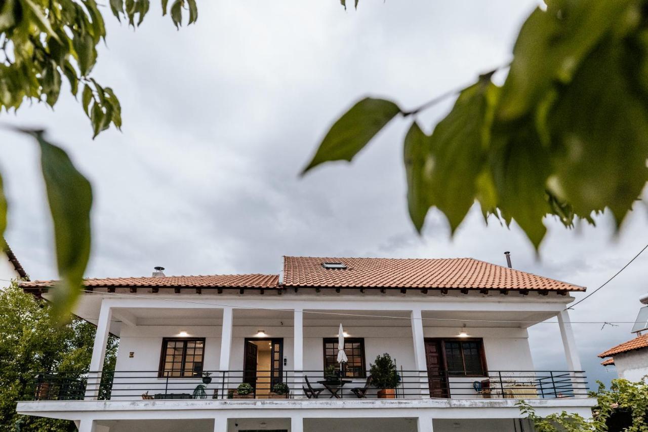 Fort D-Val Luxurious Apartment Angistron Exterior photo