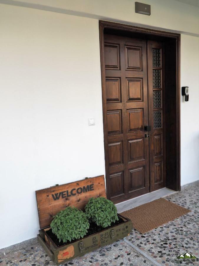 Fort D-Val Luxurious Apartment Angistron Exterior photo